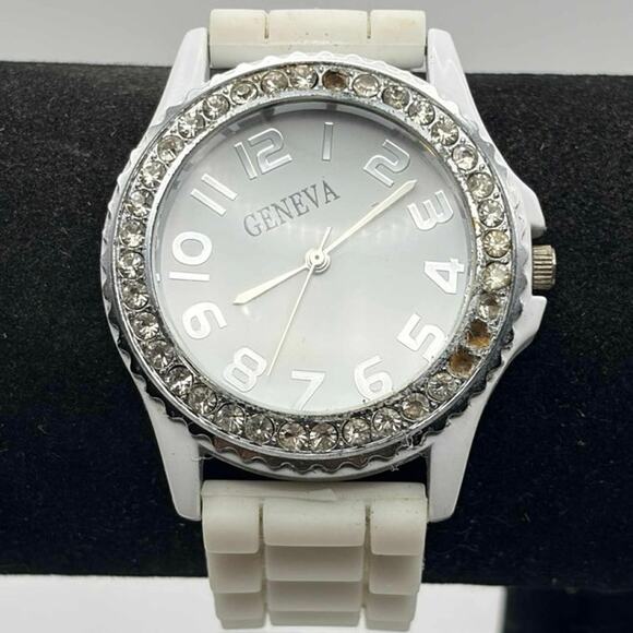 White Geneva Men’s Watch - Picture 1 of 5